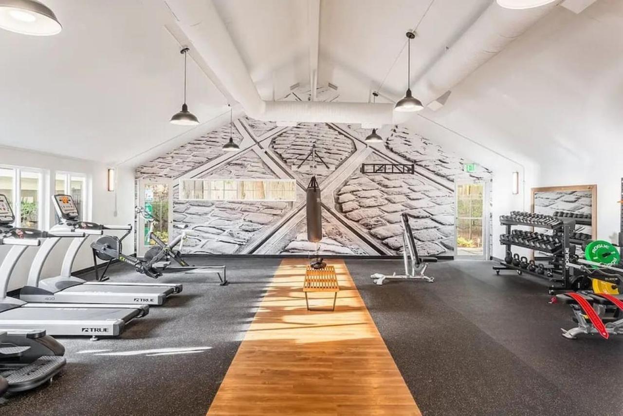 Modern And Spacious Apartment- Gym, Wifi, Free Parking Seattle Exterior foto